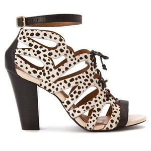 Club nico calfhair sandal